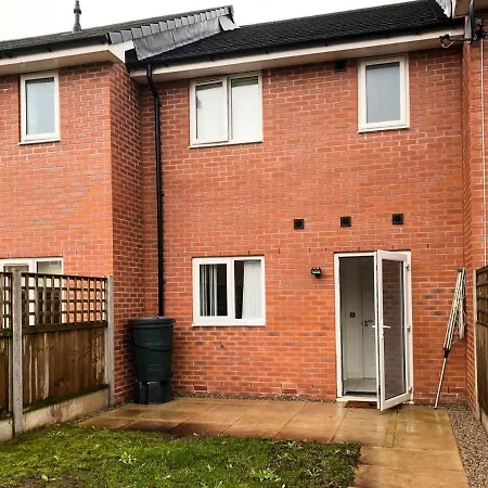 2br Near Etihad Stadium By Guestready *