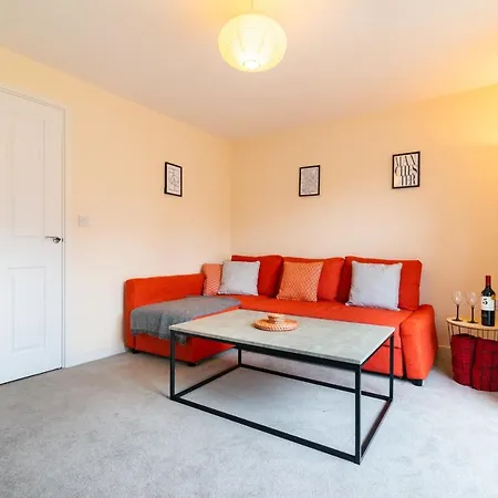 Wenlock Way House, Luxury Serviced *