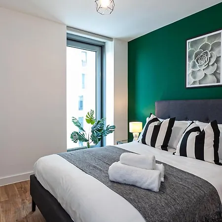 Opulent Luxe * Manchester