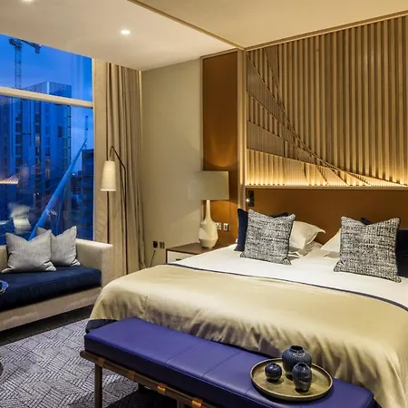 Hotell The Lowry 5*