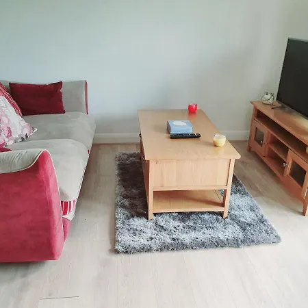 2 Bed Central With Balcony Manchester