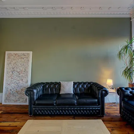 Manchesters Ultimate House - Hot Tub - Sleeps 23! Сasa de vacaciones *