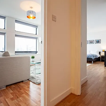 Perfect Base 2 Explore The City Centre We Love Mrc Apartment Manchester