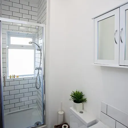 Apartment Blandford House- Free Parking *