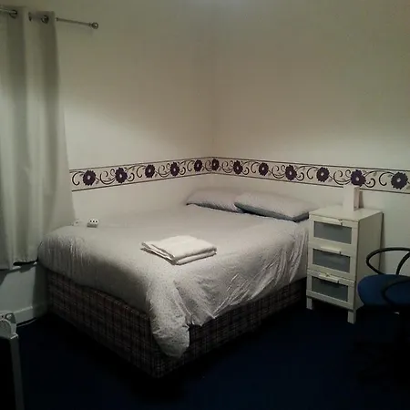 Double Homestay