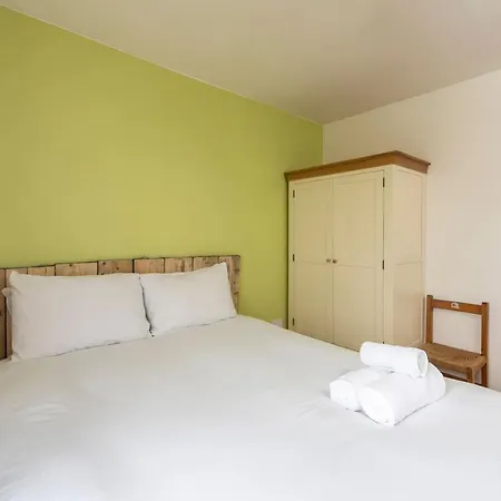 Homely 2br Apt W/balcony By Guestready Apartment Manchester