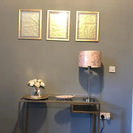 3. Stylish Private Double Near Centre Guest house