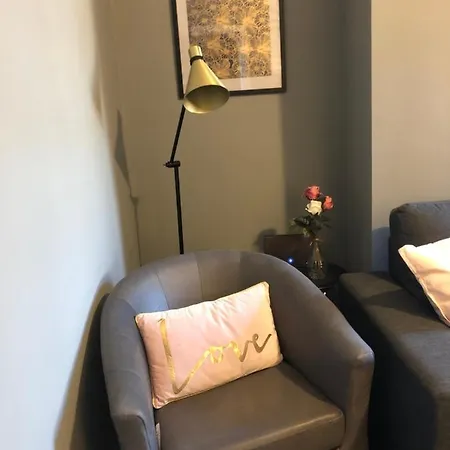 3. Stylish Private Double Near Centre Guest house