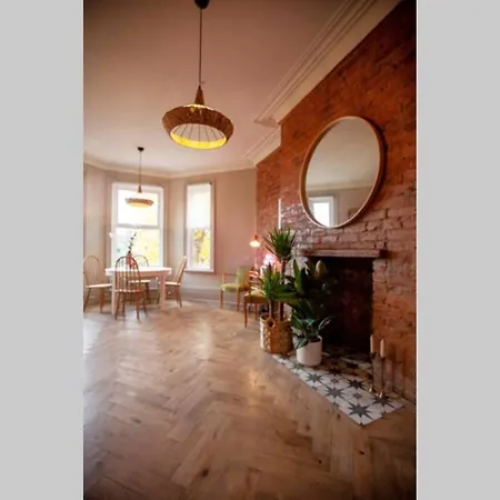 Apartment Spring House