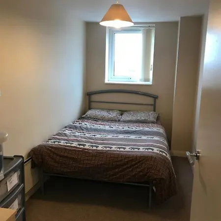 Beautiful Salford With Balcony And City Views Διαμέρισμα