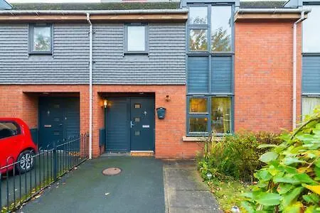 The Stunning Brexit House Semesterbostad Manchester