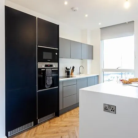 Stunning 3br In Prime Location