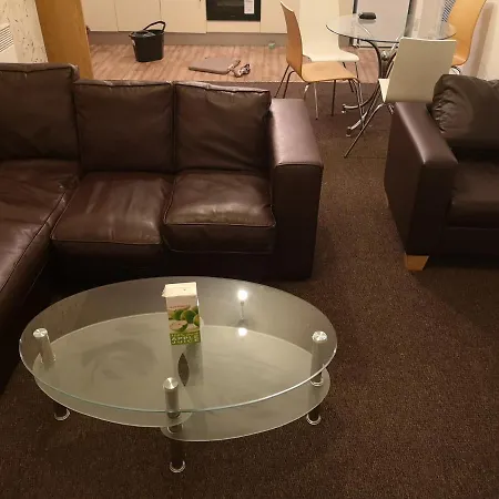 No 5 Decent Homestay Manchester