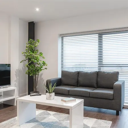 Spacious Modern Near Piccadilly Gardens * Manchester