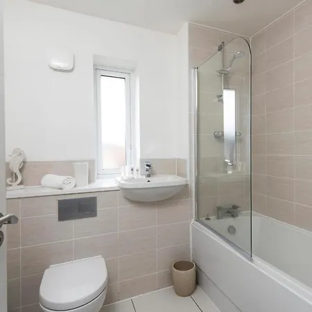 度假居 Lovely House For 5 Near Etihad Stadium By Guestready