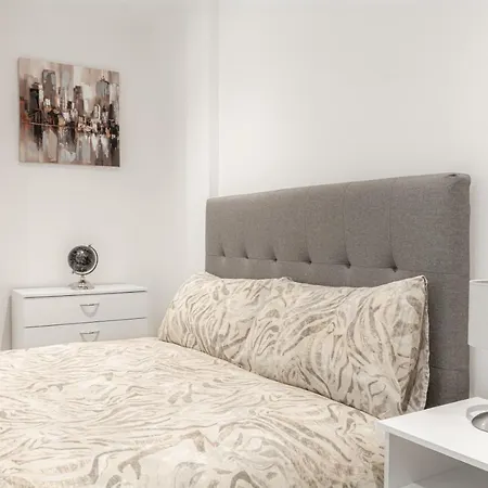 Spacious Modern Near Piccadilly Gardens Manchester