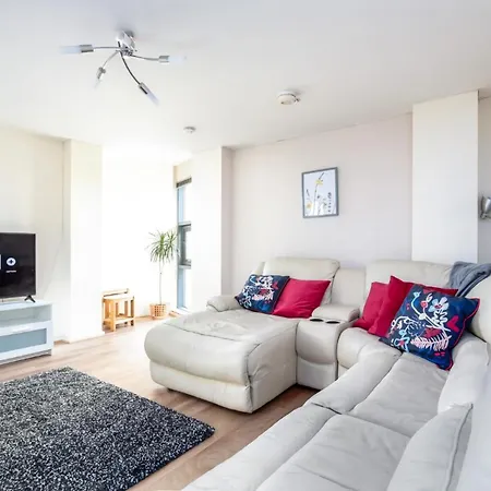Large Modern 2 Bedroom Flat In Iconic Castlefield Апартаменты Манчестер