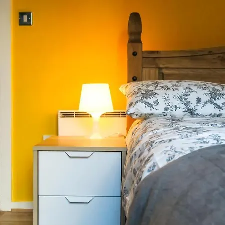 Large Modern 2 Bedroom Flat In Iconic Castlefield Апартаменты Манчестер