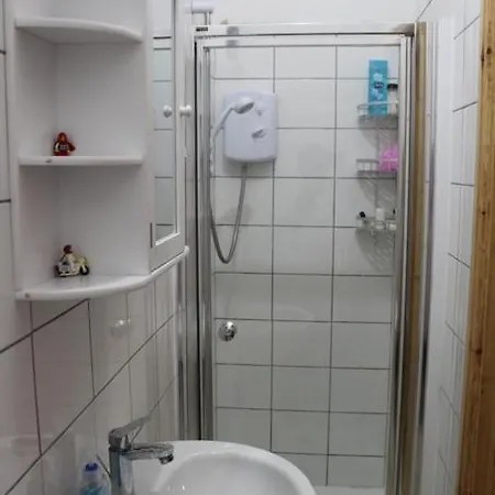 Homestay Quiet Comfortable In The Heart Of *