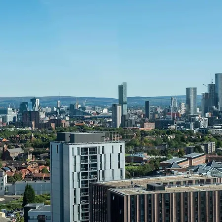 Bright Modern 2br Apt In Media City By Guestready * Manchester