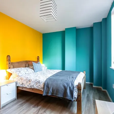 Large Modern 2 Bedroom Flat In Iconic Castlefield