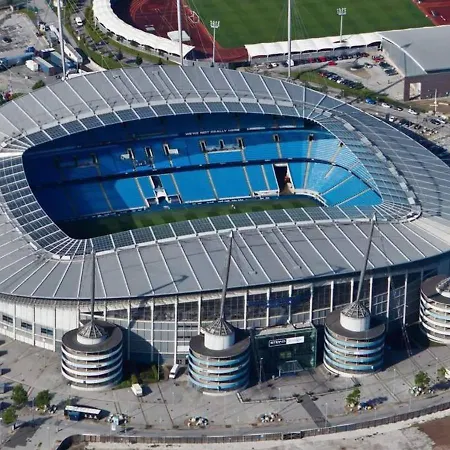 Fantastic New Sportcity Apt. Close To The Ethiad Apartment *