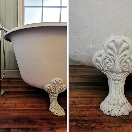 Manchesters Ultimate House - Hot Tub - Sleeps 23! * Manchester