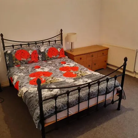 公寓 2 Bed Mid Terrace - Close To City *