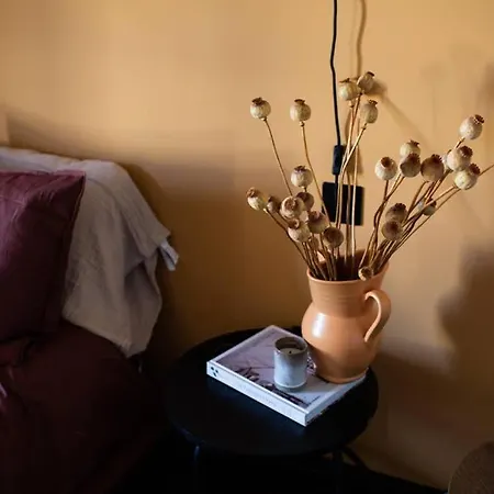 Апартаменты Scandinavian Mid-century On Beech Road Манчестер