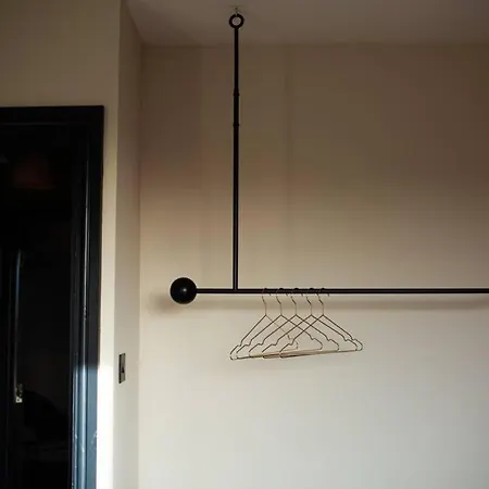 Апартаменты Scandinavian Mid-century On Beech Road Манчестер
