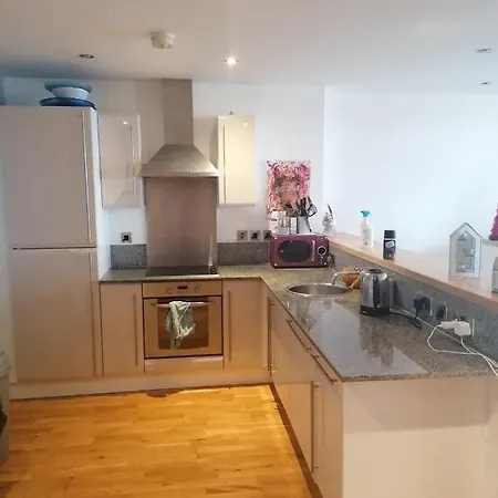 Апартаменты 2 Bed City Centre Манчестер