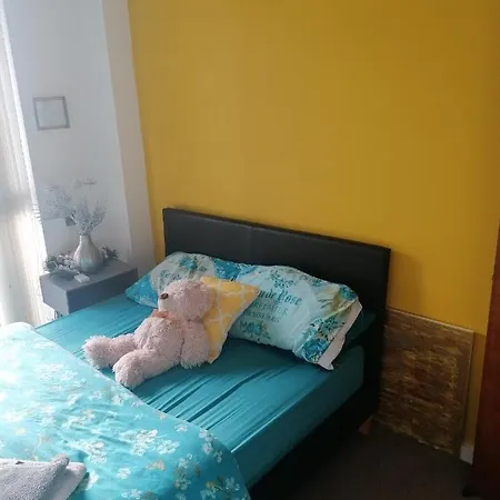 2 Bed City Centre Апартаменты Манчестер