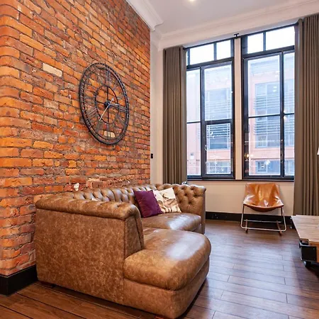 Luxury Retreat In The Heart Of Апартаменты