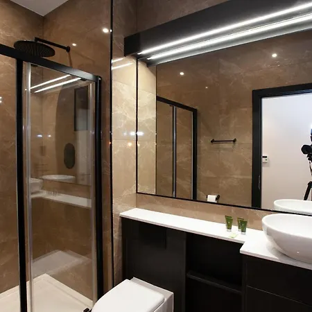 Stunning Warehouse Conversion In The City Centre Апартаменты