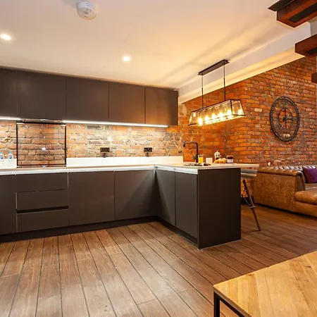 Luxury Retreat In The Heart Of * Manchester