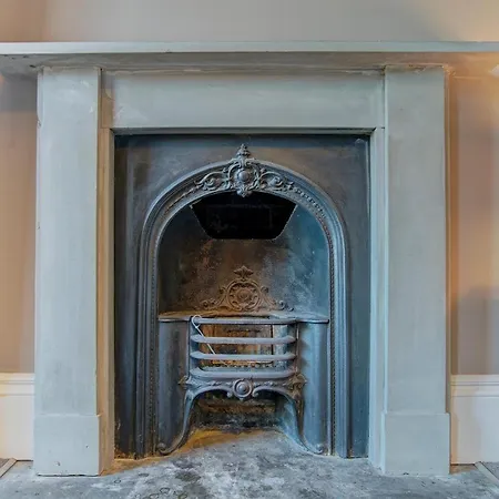 Ferienhaus The Exquisite Gem Of - Pet Friendly - Hot Tub