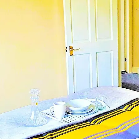 Bed & Breakfast Ryder Brow Manchester