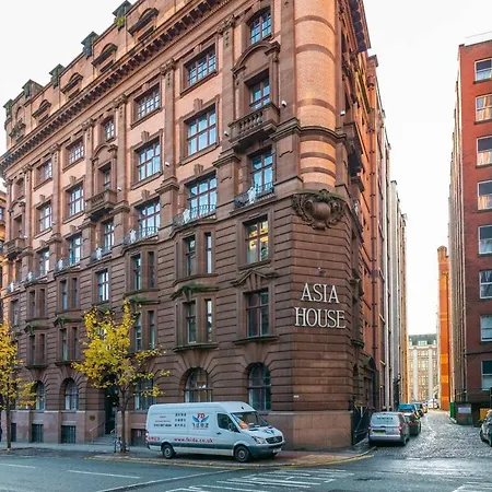 Contact Free City Centre & Parking * Манчестер