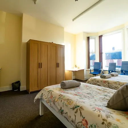 Regency Bed and Breakfast 2*