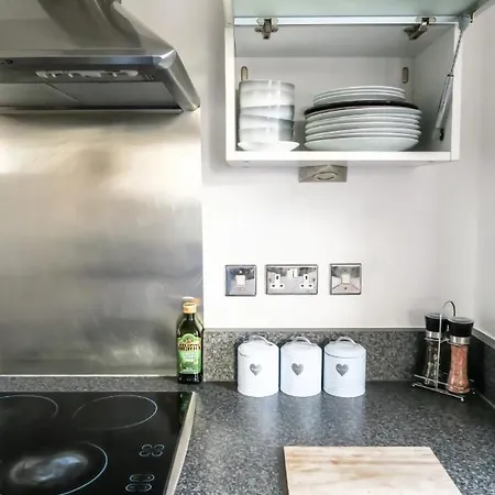 Large Modern 2 Bedroom Flat In Iconic Castlefield Apartment