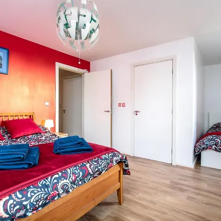 Large Modern 2 Bedroom Flat In Iconic Castlefield