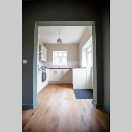 Tasteful 5 Bedroom House Close To City Centre Prázdninový dům Manchester