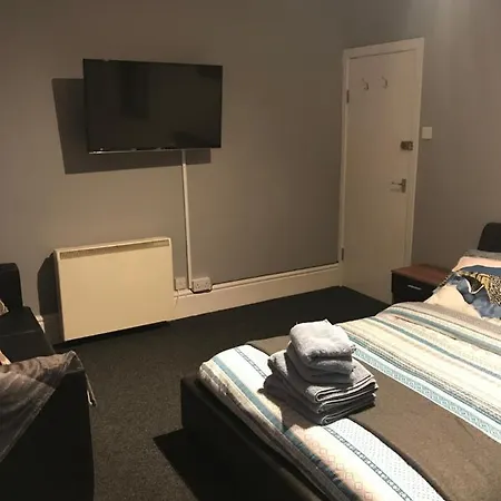 Гостевой дом Magnificent Suites Манчестер