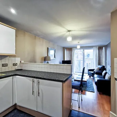 Smart North Apt For 4 With Free Parking Διαμέρισμα Μάντσεστερ