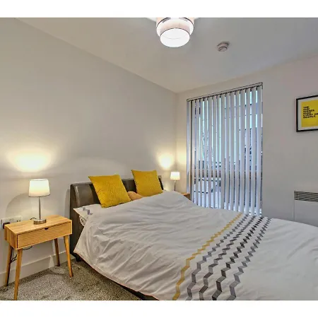 Ultra Modern Apt For 4, Close To Epicentre Of Mcr! דירה מנצ'סטר