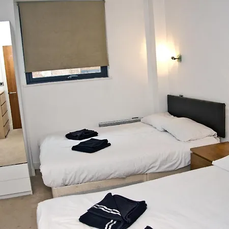 Manchester Apartment *