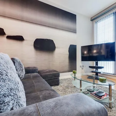 Stylish & Comfortable 1bed Apt Close To The Arena! *