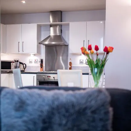 Stylish & Comfortable 1bed Apt Close To The Arena!