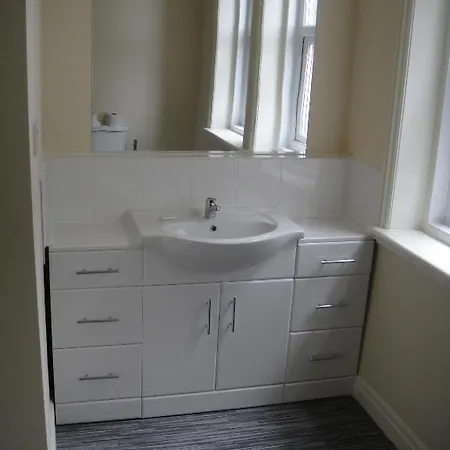 Mount Guest house Denton (Tameside)