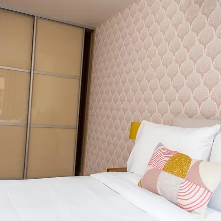 Stylish Flat In West Didsbury By Guestready Apartment Manchester
